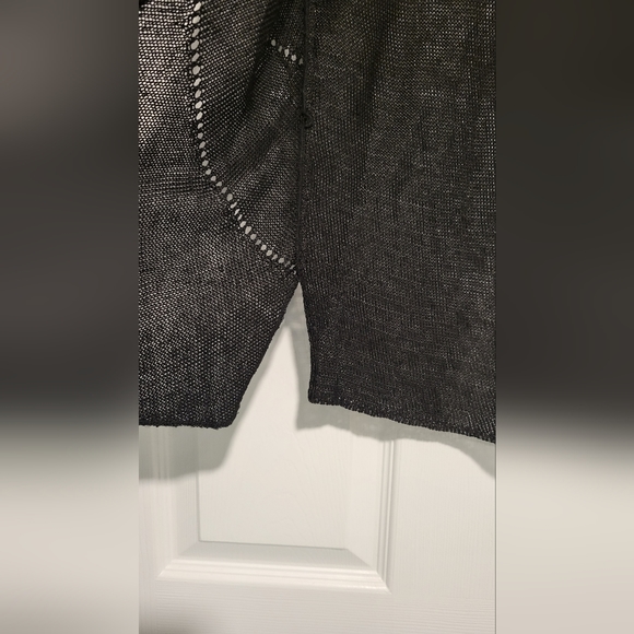 NWOT Willie Smith Black Short Sleeve Linen/Rayon Sheer Top- Size Medium - Picture 4 of 12